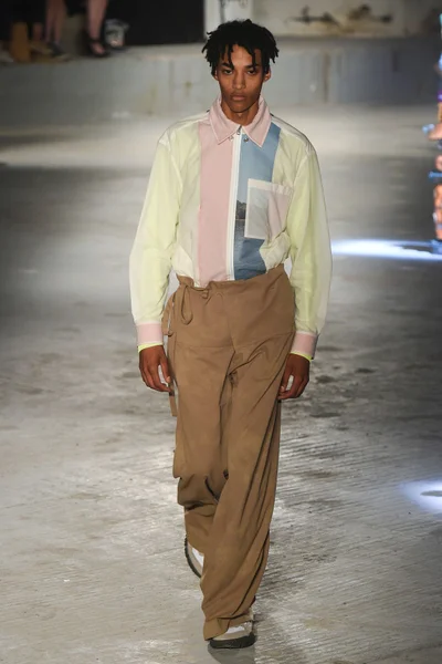 Look 38